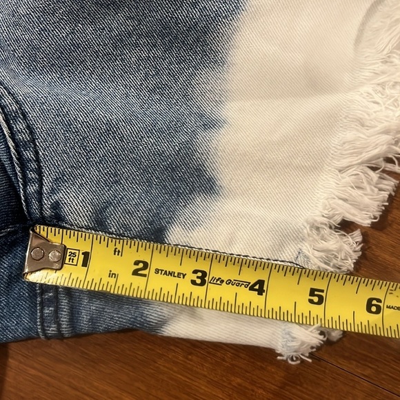 Lane Bryant size 20 Girlfriend shorts. - Picture 6 of 7